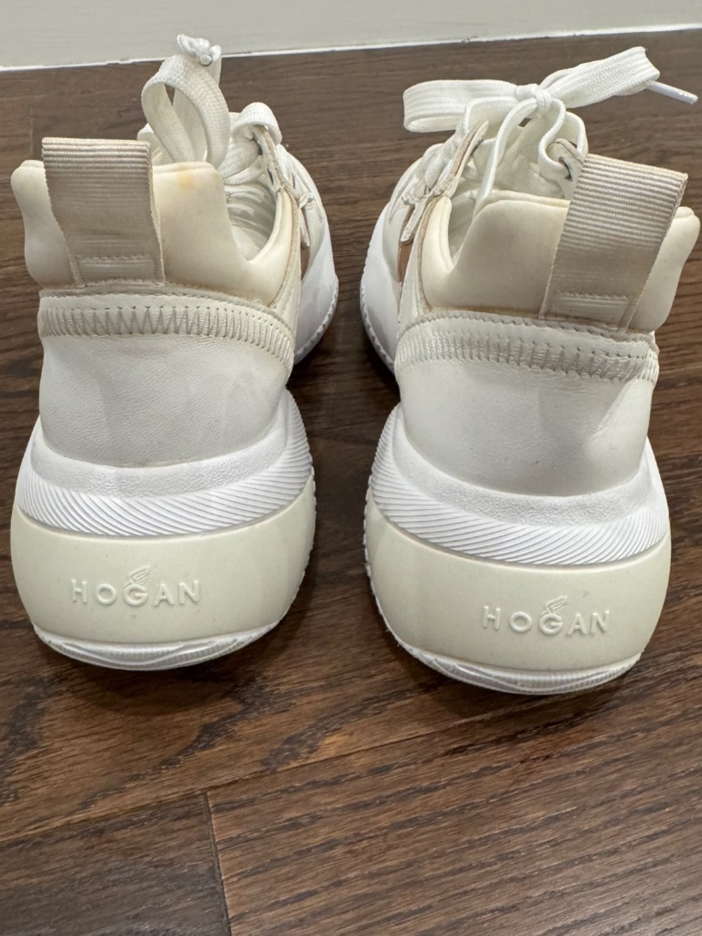 Hogan Women's Interactive White Sneakers Size 37 - Picture 3 of 9